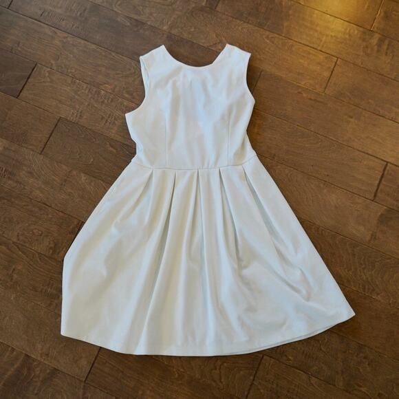 Hutch Skater Dress Womens‎ Size Medium White Sleeveless Cutout Bow Front Pleated - Picture 8 of 10